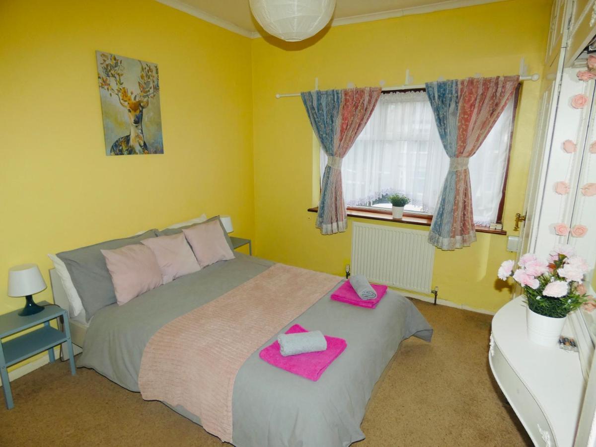 Spacious 3 Bed House With Parking & Good Transport South Norwood 外观 照片